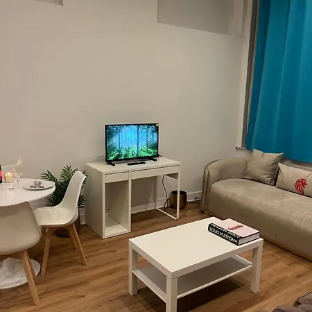 Διαμέρισμα The *